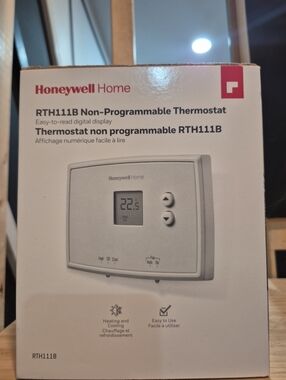 Honeywell Home RTH111B Non-Programmable Thermostat. Easy To Read Digital Display